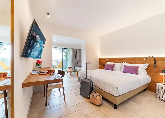 Punta Chiarito Resort&Apartments Forio di Ischia